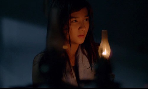 Kim Tuyen ngu voi hon ma trong phim moi-Hinh-3